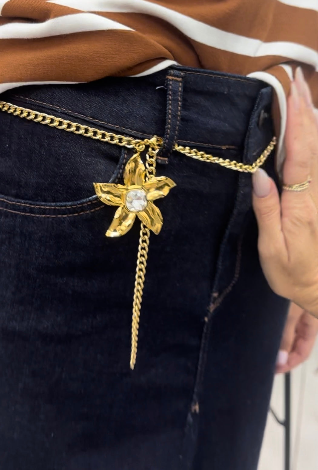 שרשרת חגורה פרח