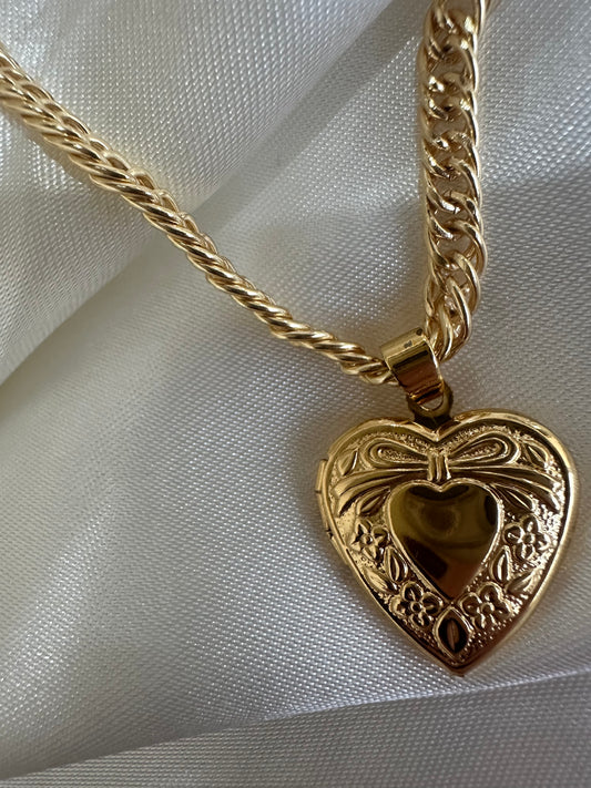 Gold heart